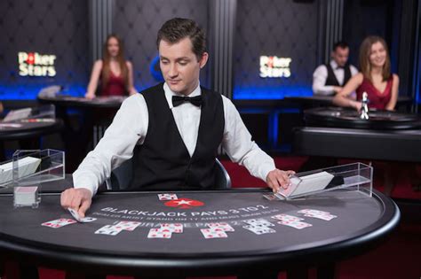 poker rules dealer mistakes